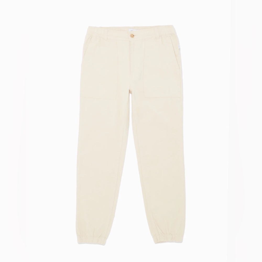 The onia corduroy jogger has flat front with zipper and drawcord waist. In Swan